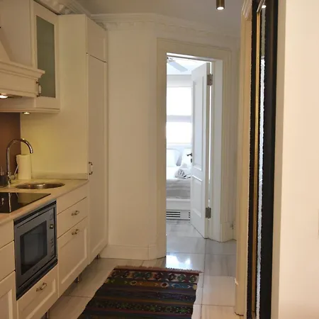 Apartmán Cozy 1-bdr In Cihangir Neighborhood *