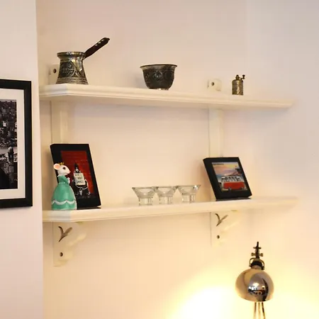 Cozy 1-bdr In Cihangir Neighborhood Apartmán *